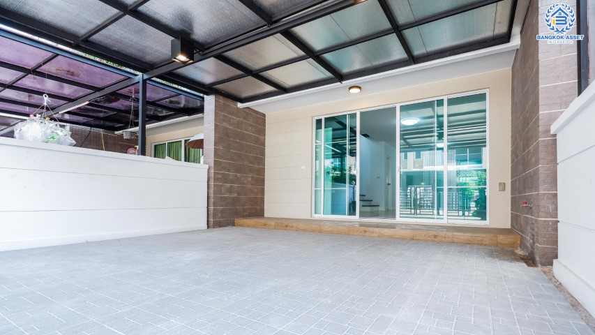 *****ทาวน์โฮมมือสองย่านนนทบุรี หลังกลาง 3 ชั้น ม.ทาวน์พลัสเอ็กซ์ ประชาชื่น-งามวงศ์วาน เนื้อที่ 20 ตร.ว. ฟังก์ชัน 3 ห้องนอน 3 ห้องน้ำ จอดรถได้ถึง 2 คัน บนทำเลโซนเมือง เดินทางสะดวกเพราะเชื่อมต่อหลายเส้นทาง ใกล้รถไฟฟ้าสายสีชมพู "สถานีสนามบินน้ำ"